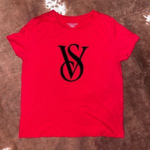 VIictorias Secret t- shirt, size M.